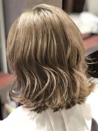 ミディアム 高橋 陸のヘアスタイル