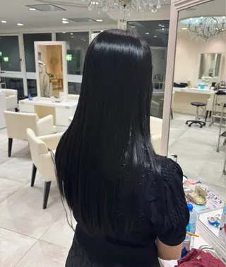 カラー 間島 叶のヘアスタイル