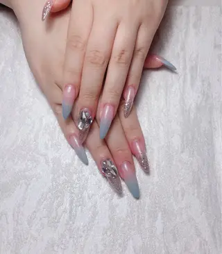 ネイル uu ネイルサロン関内🌼のネイルデザイン