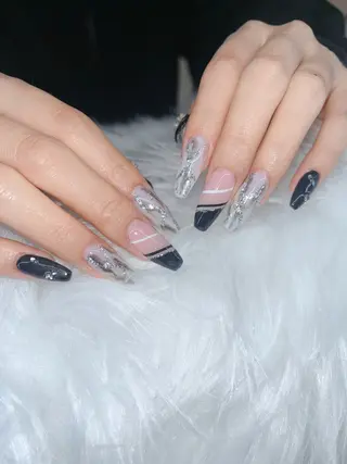 ネイル VIERU YURIのネイルデザイン