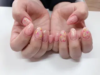 ネイル Lily Roseスタッフ一同のマツエク・マツパデザイン