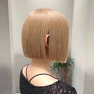 ショート カラー ✨ブリーチ支持No1 複雑履歴修正/舘岡のヘアスタイル