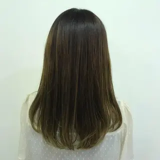 セミロング ニュアンスパーマ/ レイヤー/茶屋町のヘアスタイル