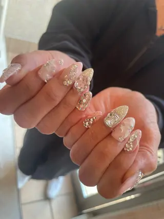 ネイル ♡ビジュール♡ NAIL &まつ毛のマツエク・マツパデザイン