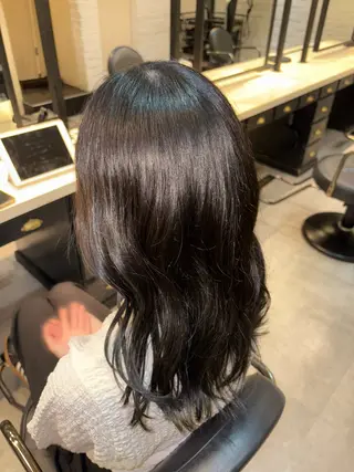 セミロング カラー Konomura Neneのヘアスタイル