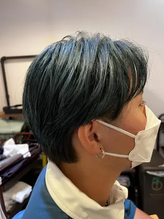 ショート カラー メンズ 佐藤槙哉 サトウシンヤのヘアスタイル