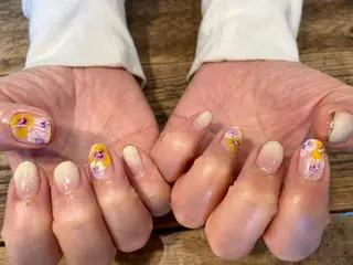 ネイル 佐藤  悠子のネイルデザイン