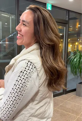 ロング カラー ハイライト/ブリーチ /綾華のヘアスタイル