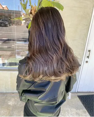 ロング Rune シュトウダイチのヘアスタイル