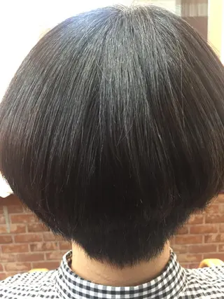 ショート カラー 桧山 真のヘアスタイル