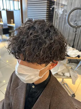 パーマ メンズ 草薙メンズ縮毛矯正 💫緒方美柚のヘアスタイル