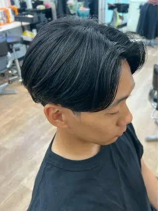 パーマ メンズ 吉松 ここみのヘアスタイル