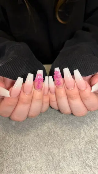 ネイル 𝐧𝐚𝐢𝐥 𝐌𝐢𝐖𝐢𝐢のネイルデザイン