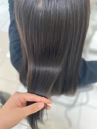 ロング Aya/四条烏丸/ インナーカラーのヘアスタイル