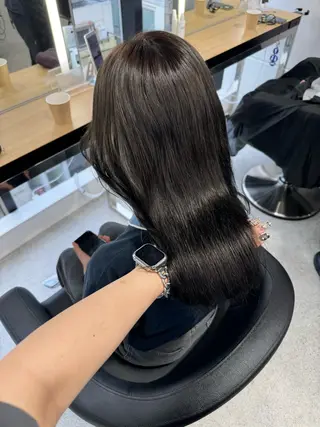 ロング カラー 暗髪🩶ラベンダー/ ブルー/ユウナ🤍のヘアスタイル