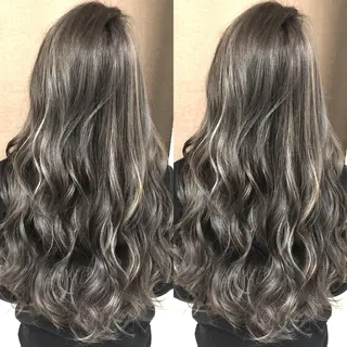 ロング カラー 井上 一平のヘアスタイル