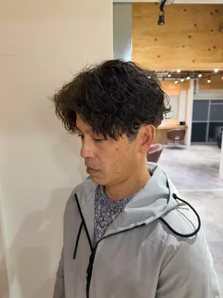 カラー パーマ メンズ パーマ特別価格🔥 宇宙のヘアスタイル