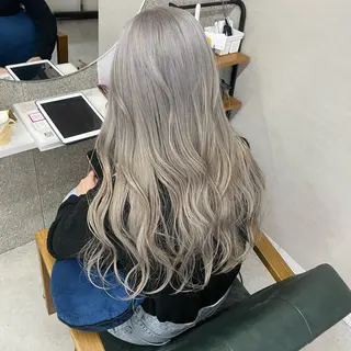 ロング カラー Lull1人美容室 バレイヤージュのヘアスタイル