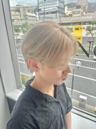 ミディアム カラー メンズ 穐田 航のヘアスタイル