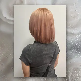ショート カラー ルプラボウ/豊川/ 美髪カラー/アヤカのヘアスタイル