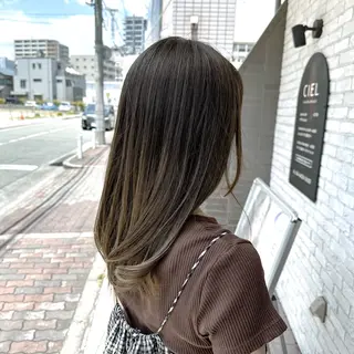 セミロング カラー 為田 美潮のヘアスタイル