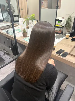 ロング Nail &Beauty by UNO伊勢原所属・COCO .のヘアスタイル