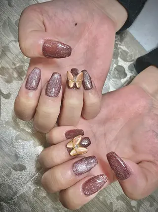 ネイル I-nailロング /ワンホン/キラキラのネイルデザイン