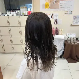 セミロング LiTA. nakanoのヘアスタイル