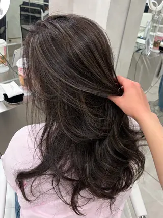 ロング sera 🎀ベージュのヘアスタイル