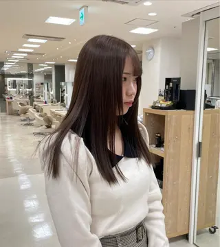 ロング カラー シャドウパーマ／骨格 矯正カット　トモキのヘアスタイル