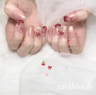 ネイル melMoon .のネイルデザイン