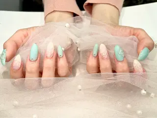ネイル _WHITE+ 南海難波店のネイルデザイン