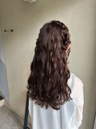 ロング ヘアアレンジ 森岡 紗羽のヘアスタイル