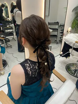 ヘアアレンジ 髪質改善/艶カラー 🎀レイヤーカットのヘアスタイル