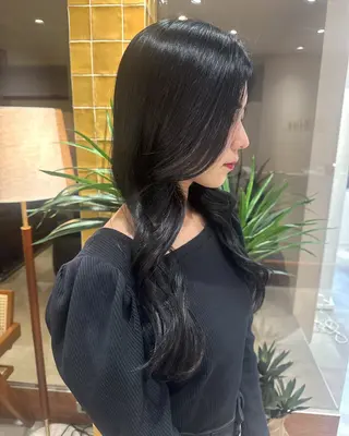 ロング カラー 透明感のあるモテ艶髪 🫧AYAKAのヘアスタイル