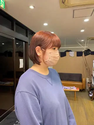 ショート カラー ブリーチカラー🫧 森　凪沙のヘアスタイル