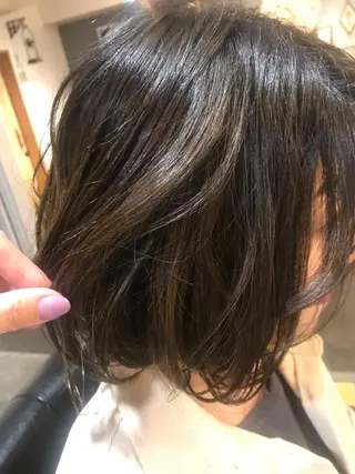 ショート カラー 北川 真衣のヘアスタイル