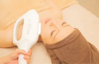 自爪育成/深爪矯正 salon fam_のネイルデザイン