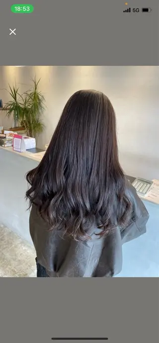 ロング カラー 小宮山 桃加のヘアスタイル