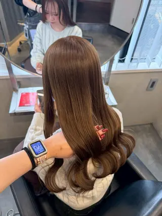 ロング カラー 谷岡 沙也佳のヘアスタイル