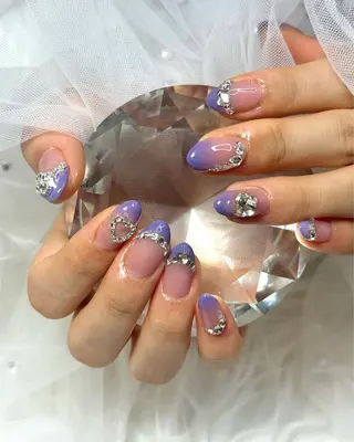 ネイル Maggie ✴︎Aliceのネイルデザイン