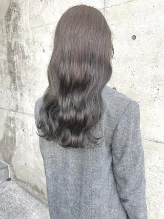 ロング カラー 日高 香織のヘアスタイル