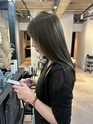 セミロング カラーモデル募集中 🫧リオ🫧のヘアスタイル