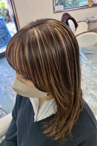 ミディアム 田牧 みゆきのヘアスタイル