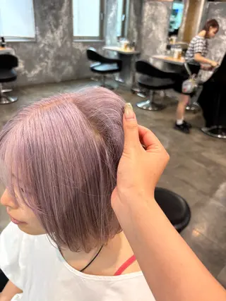 ショート カラー ハイトーン 横浜💞ミオのヘアスタイル