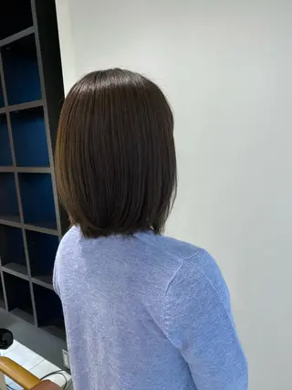 ミディアム カラー mei / レイヤー 顔まわり 🤍のヘアスタイル