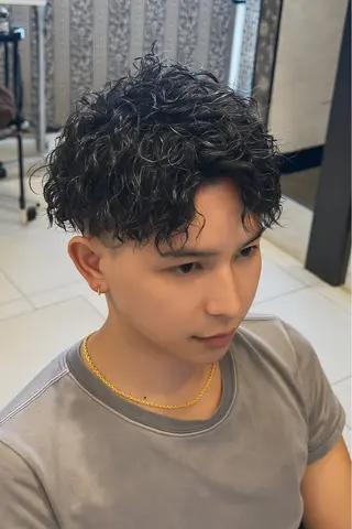 ショート パーマ メンズ メンズ特化/竹の塚 オザキ　コウセイのヘアスタイル