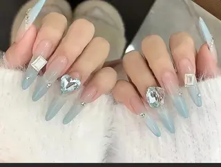 ネイル 🐳彩羽チップ 長さだし専門🐳のネイルデザイン