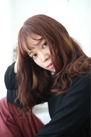 セミロング カラー fio マナミのヘアスタイル