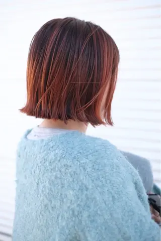 ミディアム カラー 岩村 夏姫のヘアスタイル